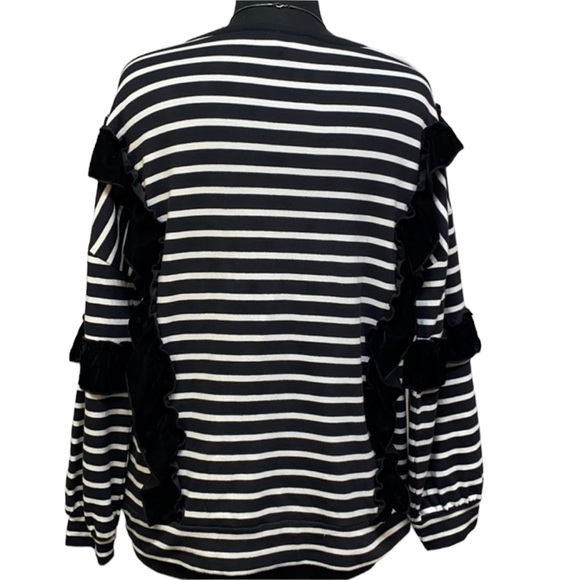 Crown & Ivy Striped Blouse - Picture 4 of 5